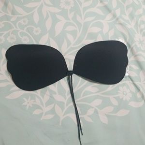 Backless strapless lace up bra size D